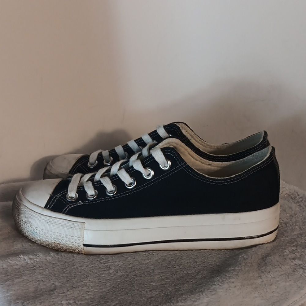 Sincerely Jules Canvas Platform Sneakers